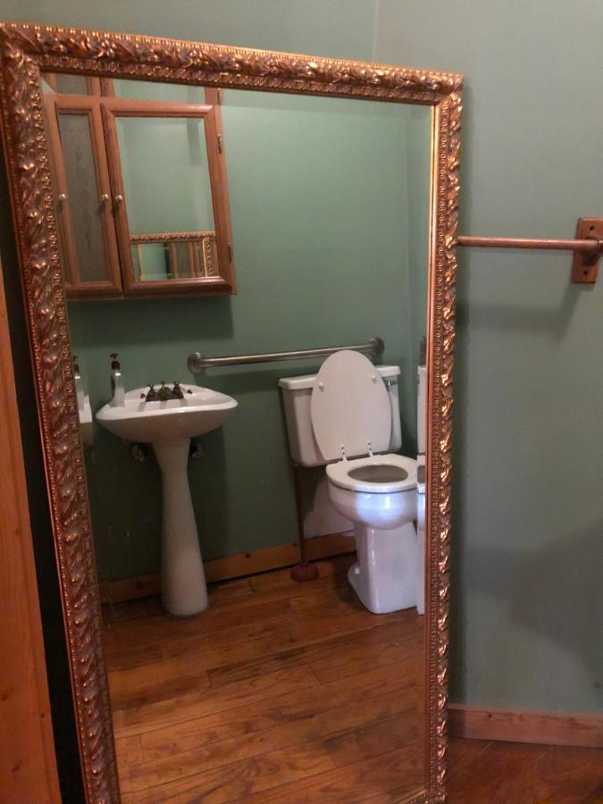 Smokies Bed And Breakfast - Evergreen Cottage Inn Пиджен Фордж Екстериор снимка